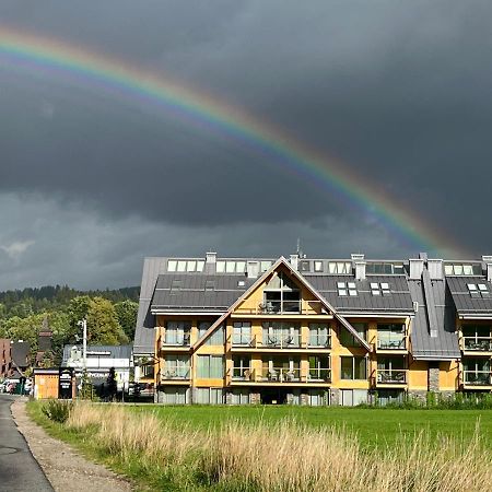 Royal Hill II Apartment เบียลกาตัทร์ชันสกา ภายนอก รูปภาพ